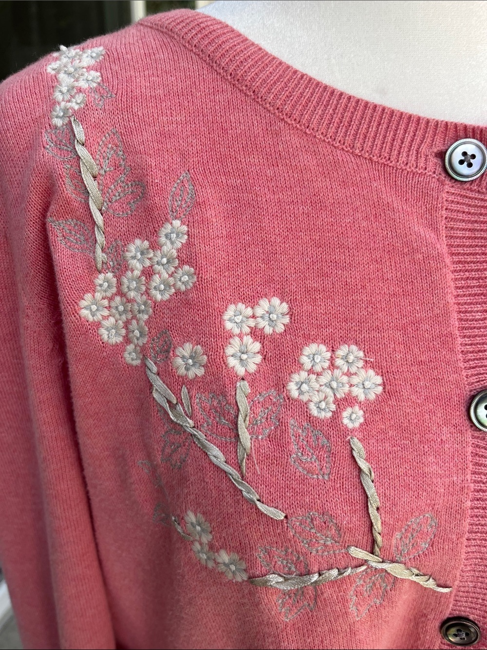 Sundance 100% Cotton Pink Embroidered Floral Button-Front Cardigan XL - Picture 2 of 9